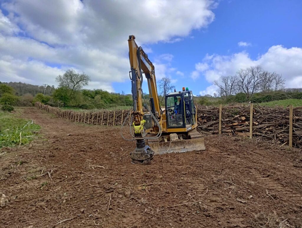 Dead Hedge Plus Excavator 1920x1446