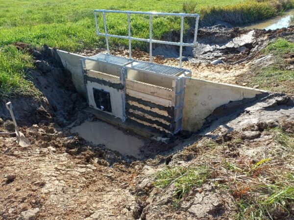 Three Pre Cast Concrete Sluices 600x450
