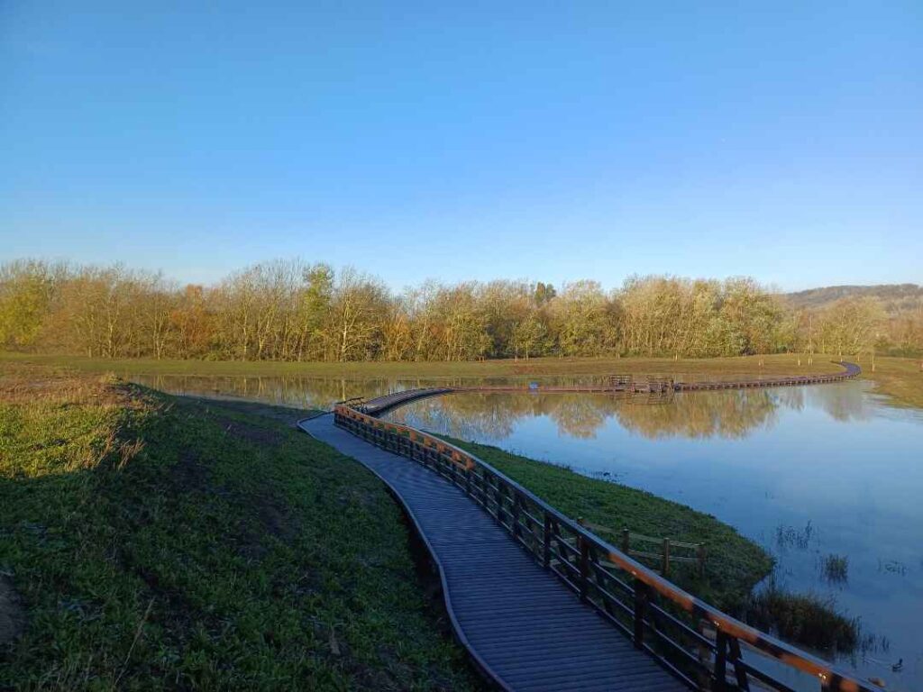 Wide-angle shot of the new boardwalk construction at Martello Lakes